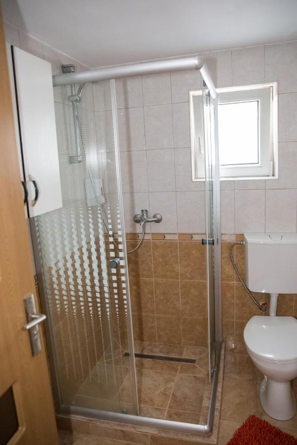 Апартаменты Apartament Beta Бистрица Экстерьер фото