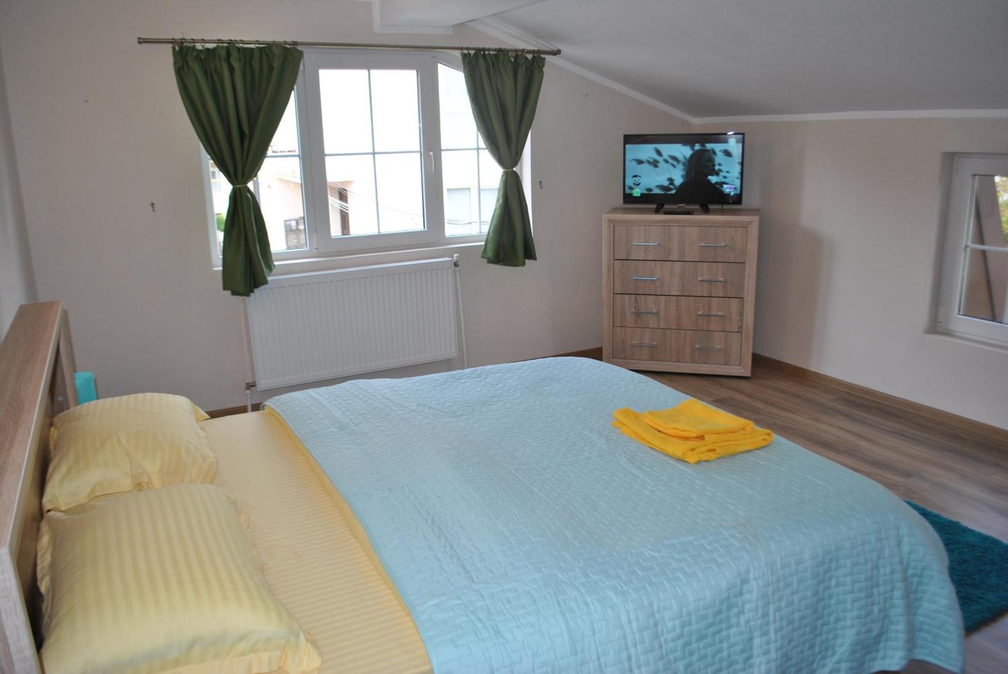 Апартаменты Apartament Beta Бистрица Экстерьер фото